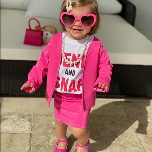 Elle Woods inspired costume- Bend & snap t shirt, Hot pink jacket & pencil skirt